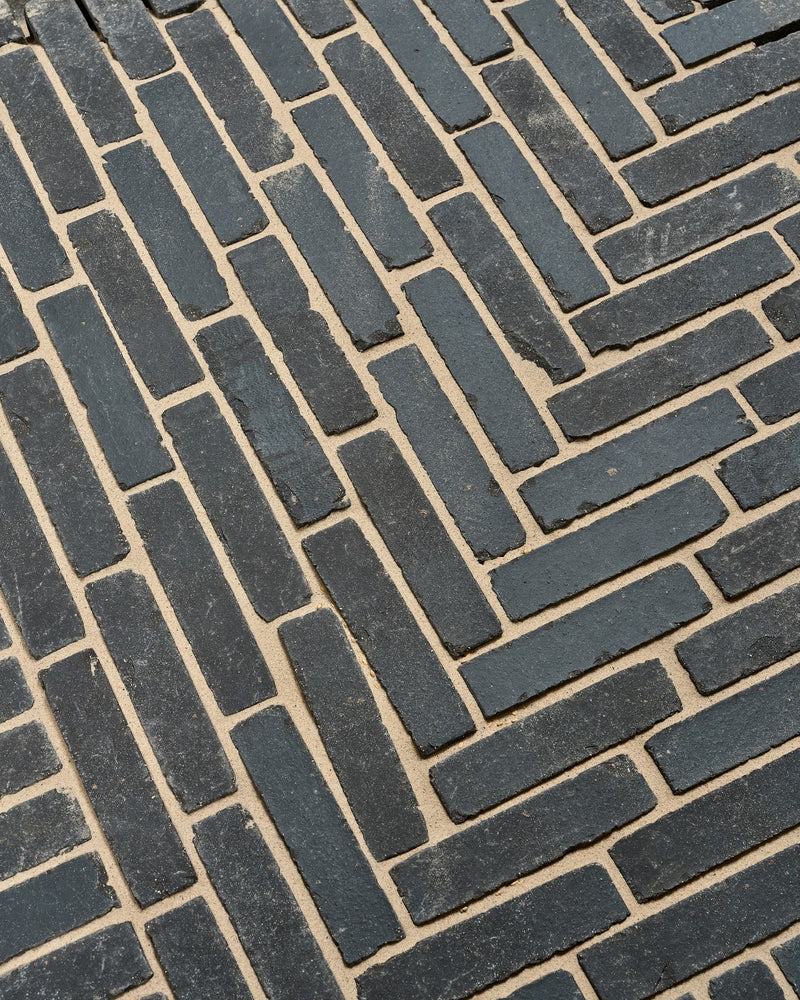 Flanders Charcoal Tumbled Clay Pavers