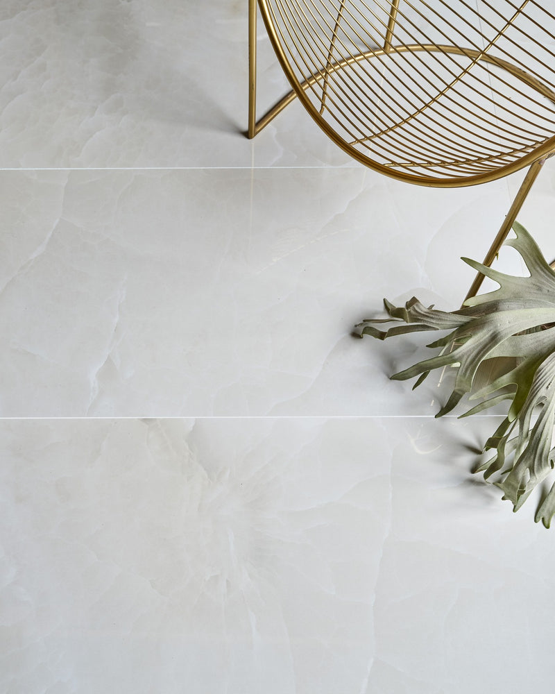 Illusion Whisper Onyx Porcelain Polished Mist