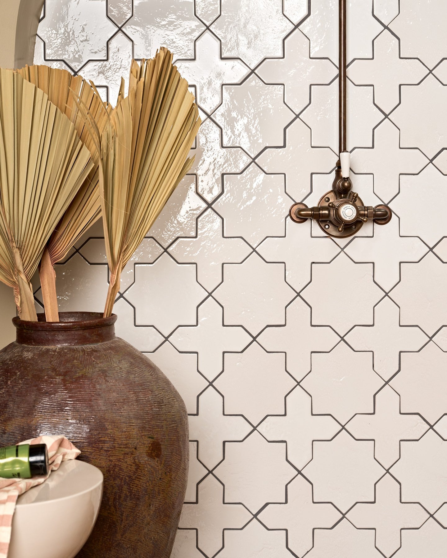 Fez Porcelain Cross White