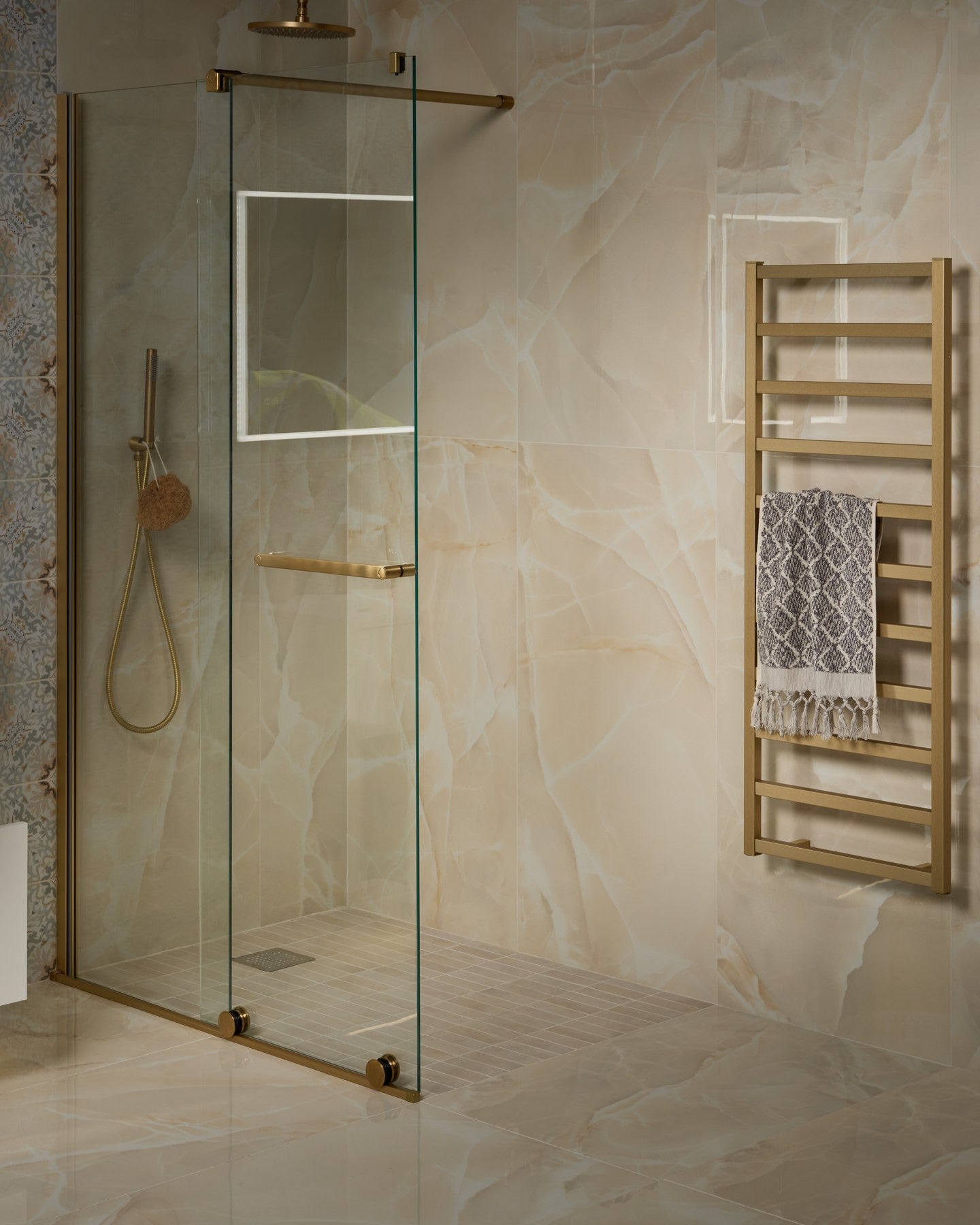 Hollywood Porcelain Sand