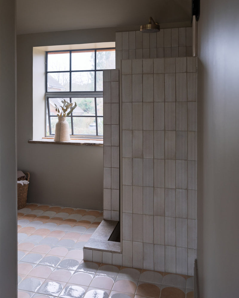 Fontenay Porcelain Pleated|||menara-cotto-arches-porcelain, menara-white-arches-porcelain