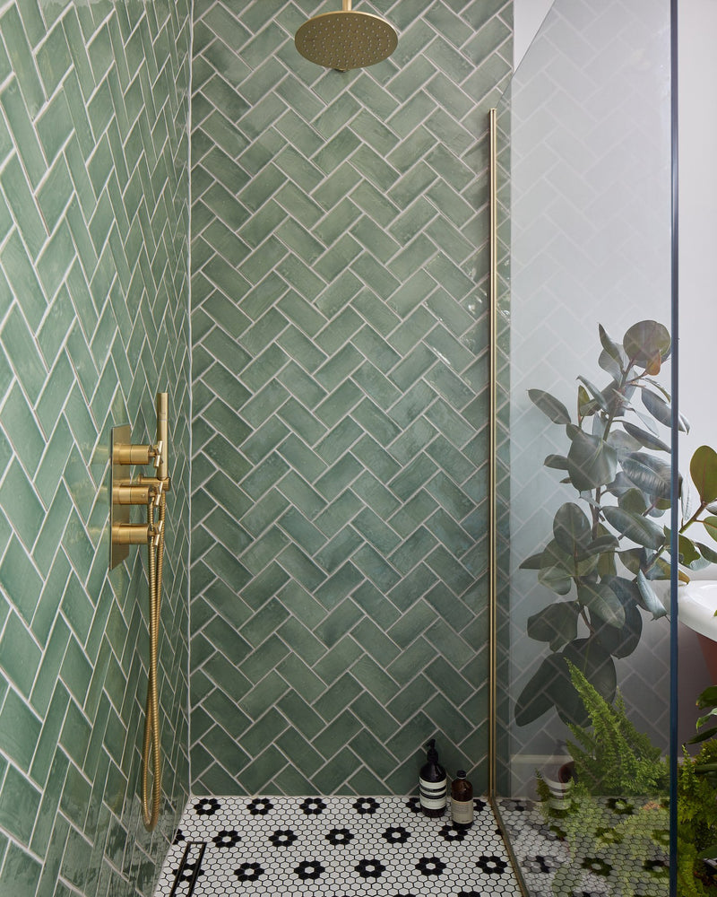 Seaton Ceramic Sea Cabbage|Bathroom design and installation by Simply Bathrooms (Surrey) Ltd|mono-hex-porcelain-daisy