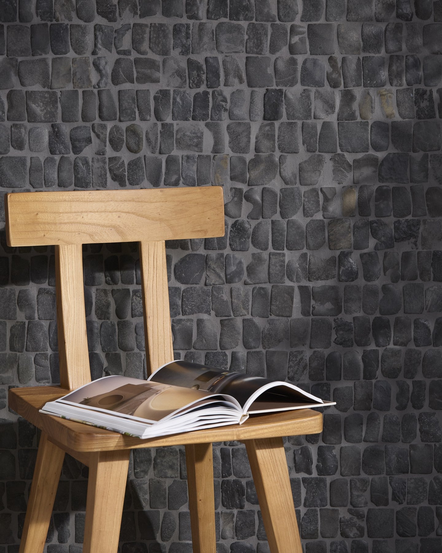 Enso Cobble Mosaic Strip Charcoal