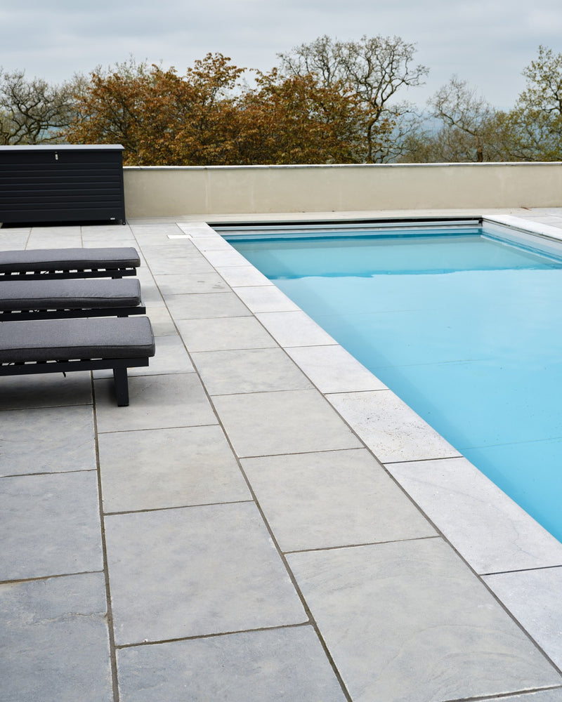 Kimmeridge Limestone Etched Bullnose Coping