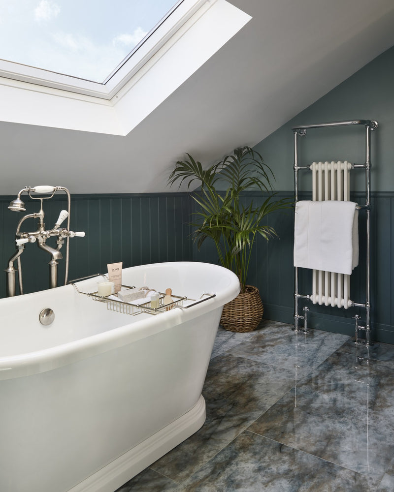 Lake Garda Minérale Pure Gloss Click Tile||Credit: BC Designs and Darren Chung Photography|