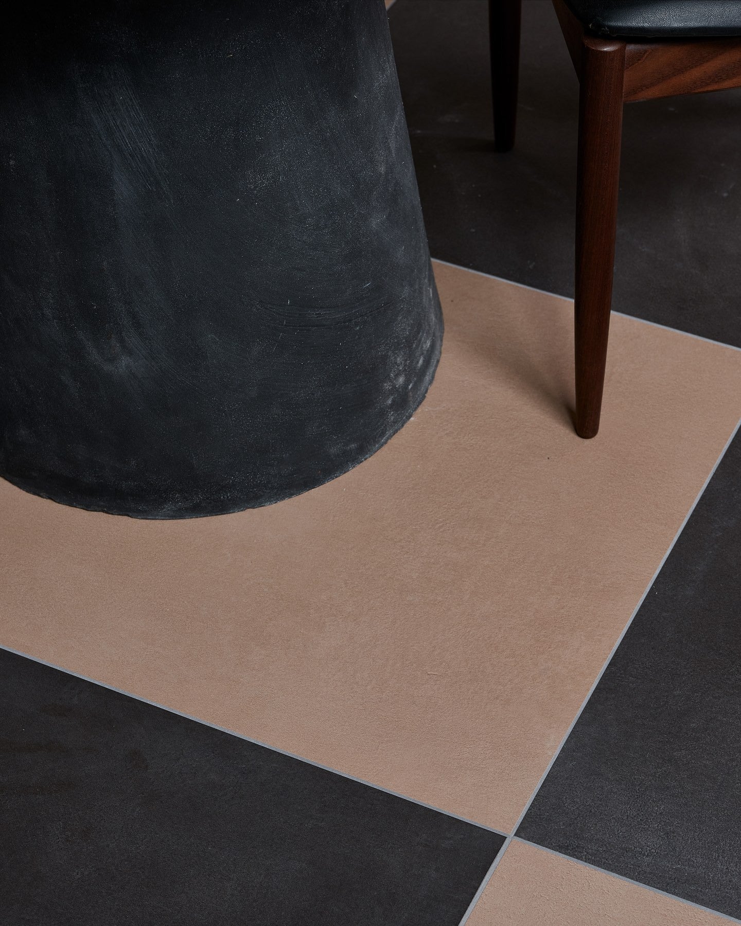 Stucco Porcelain Textured Umber