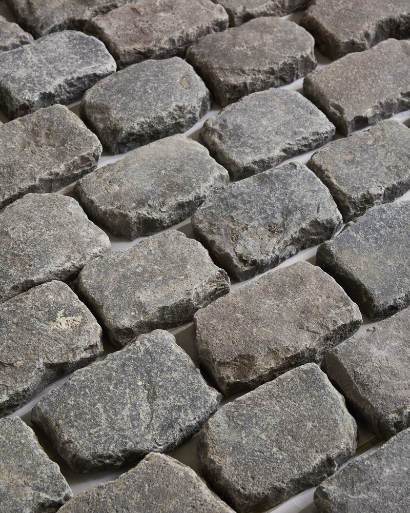 Antwerp Granite Cobbleheads