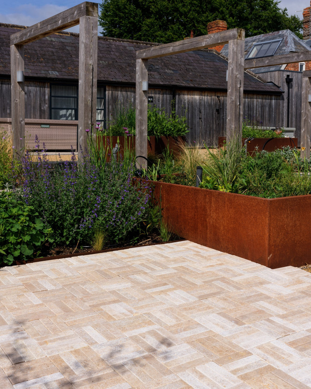 Buscot Limestone Tumbled & Etched Klinkers