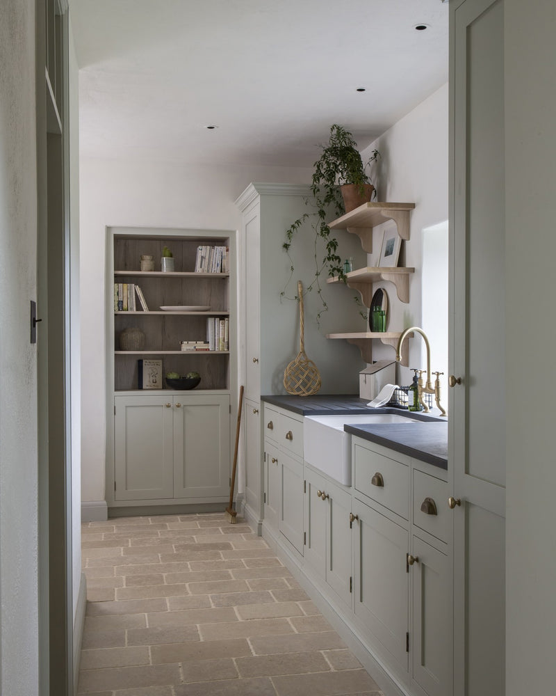 Buscot Limestone Cobble Tumbled & Etched Finish