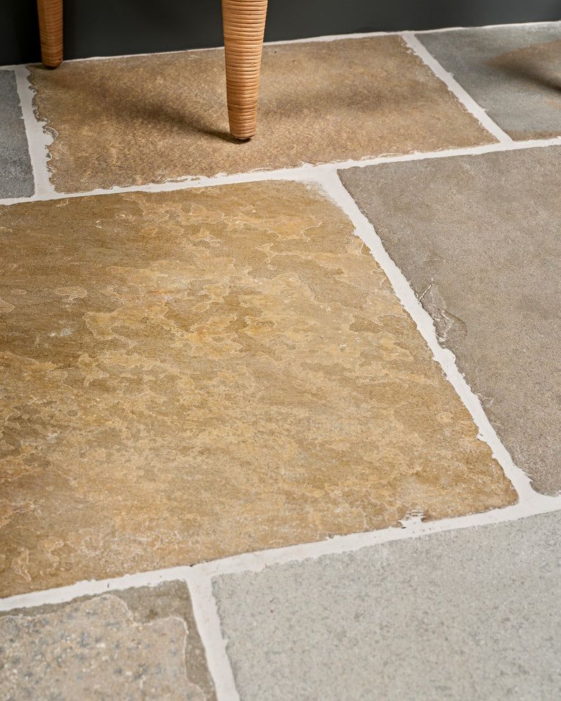 Old Paris Limestone Seasoned Finish