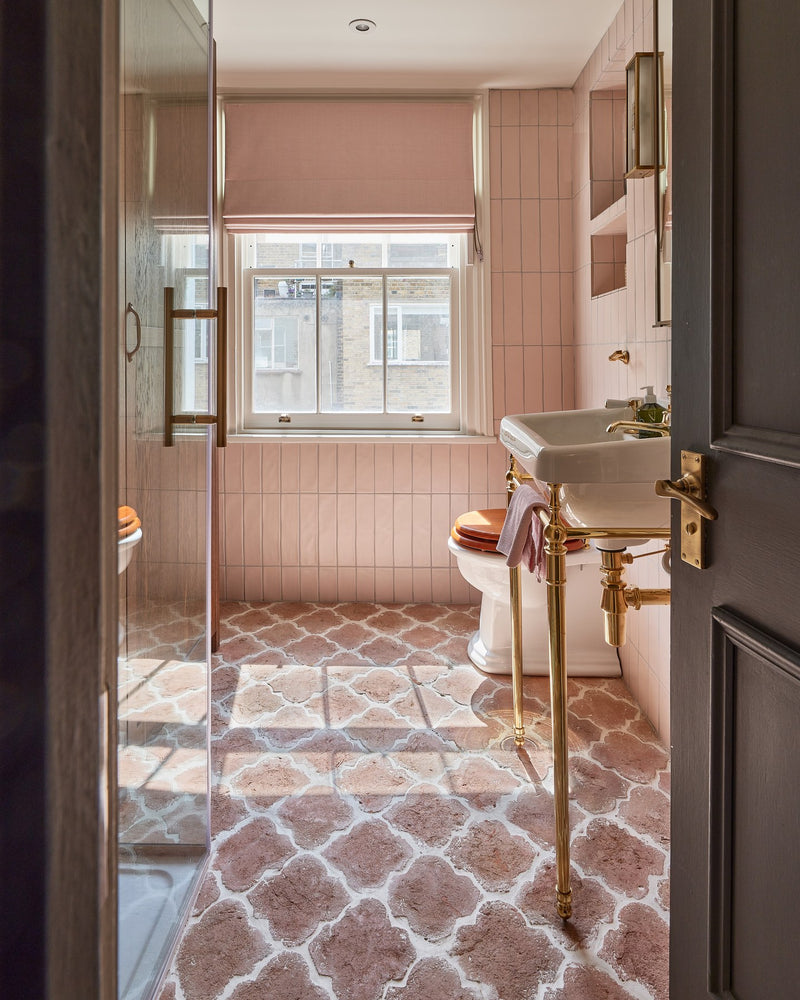 Marlborough Terracotta Arabesque|Credit: Clodagh McKenna|fondant-ceramic-rose