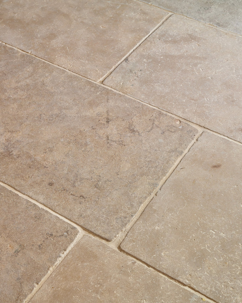 Riviera Limestone Tumbled