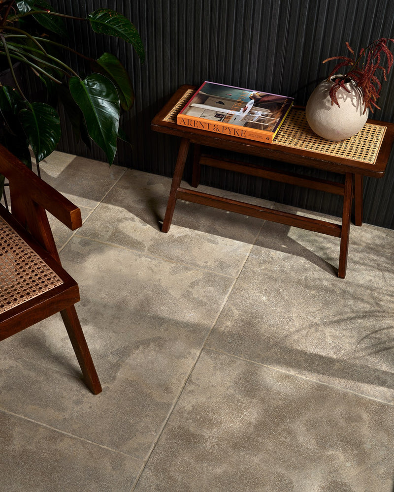 Romaine Limestone Velvet Finish|||