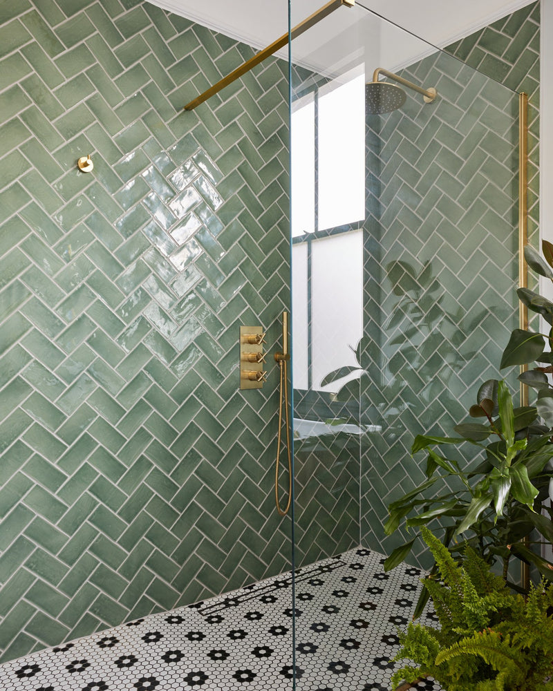 Seaton Ceramic Sea Cabbage|Bathroom design and installation by Simply Bathrooms (Surrey) Ltd|mono-hex-porcelain-daisy