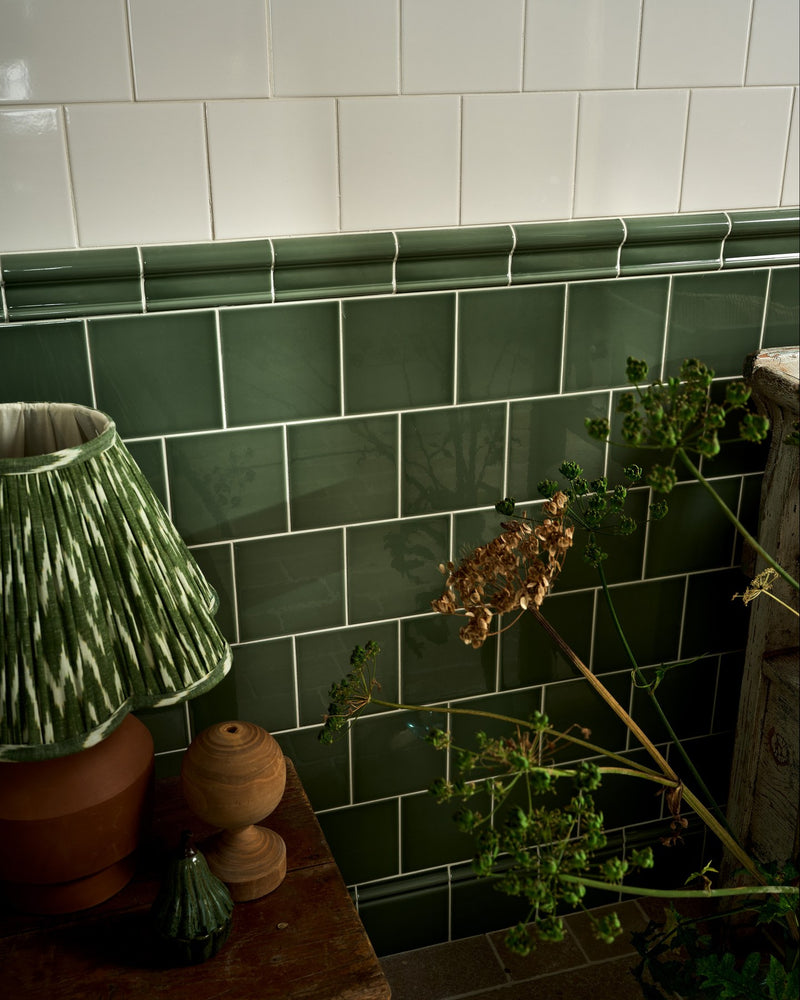 Victorian Style™ Wall Ceramic Cabbage Green Dado