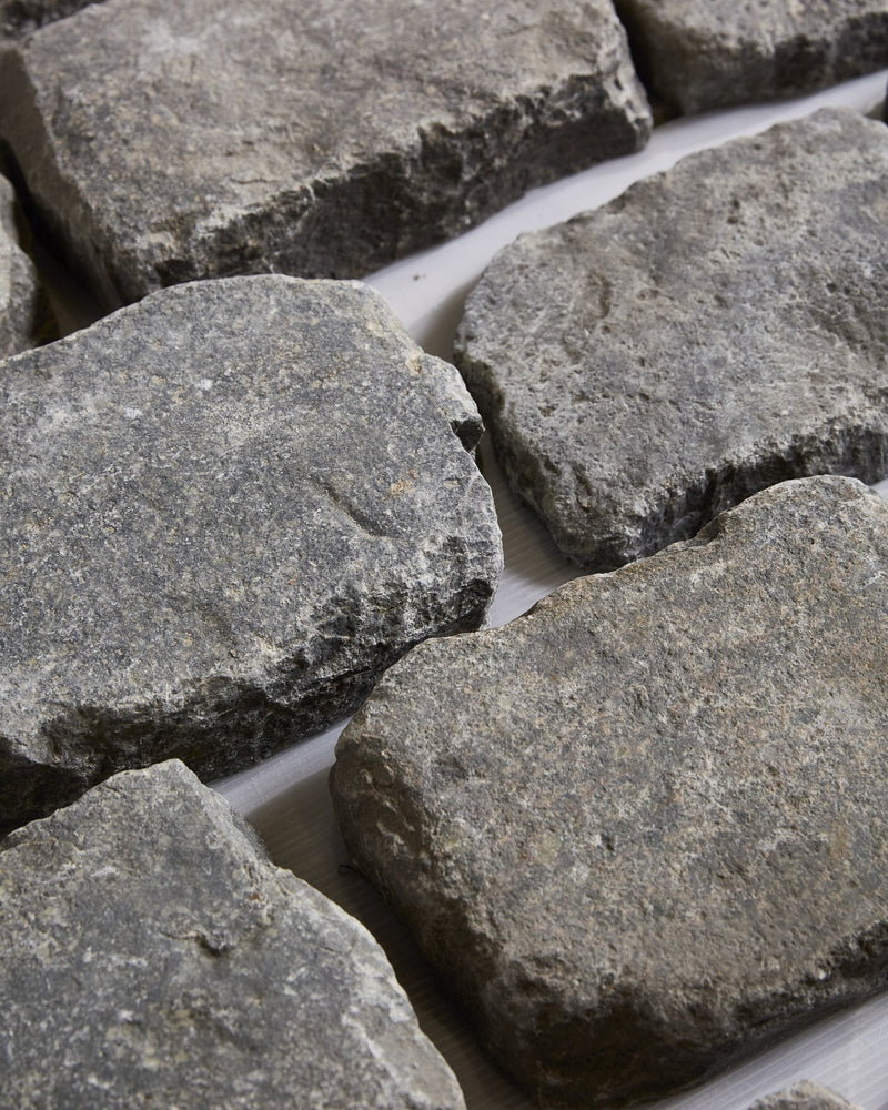 Antwerp Granite Cobbleheads