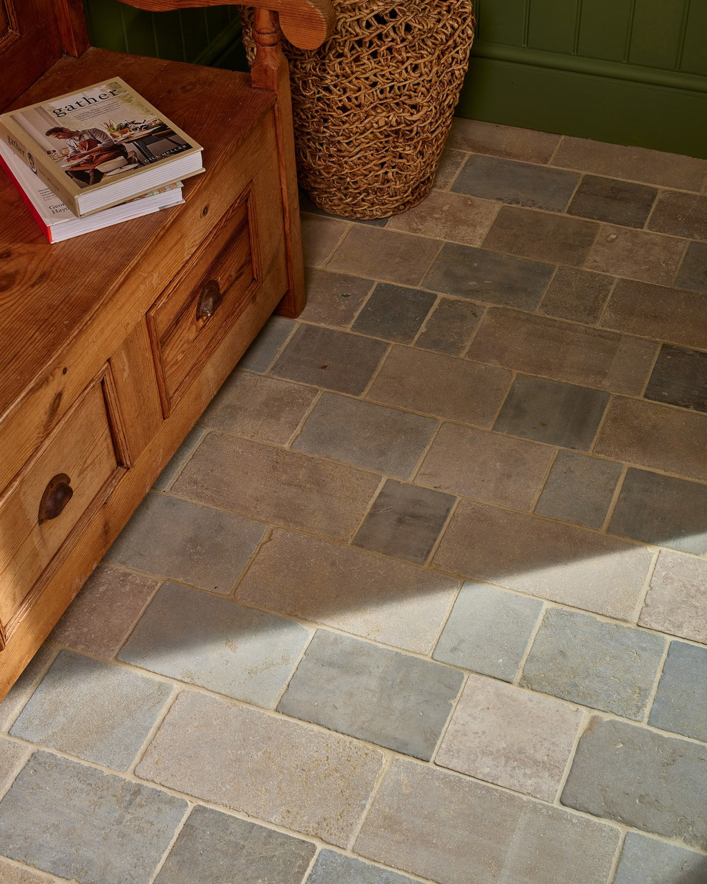 Castilan Limestone Cobbles Tumbled