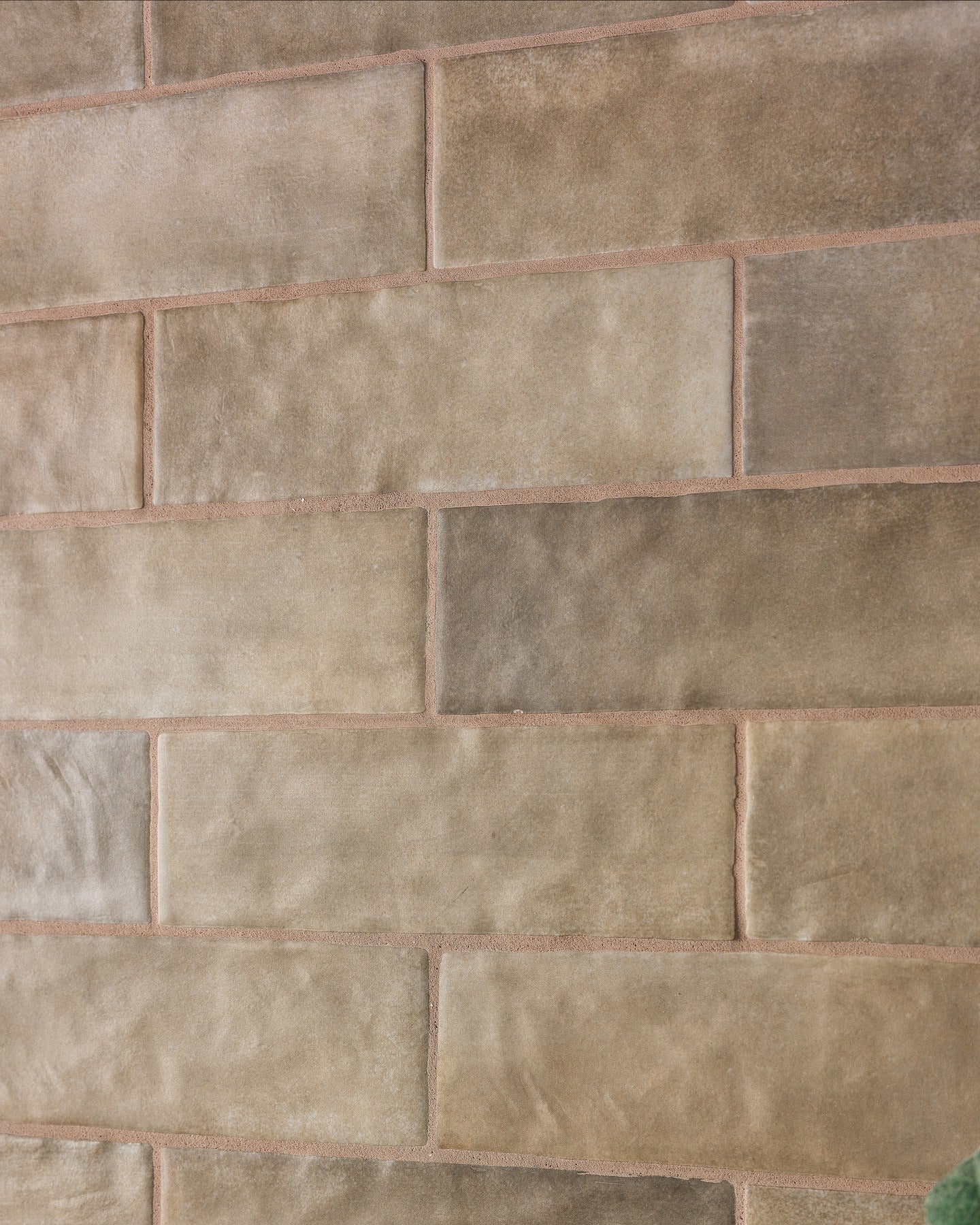 Oasis Veloute Ceramic Tan Matt