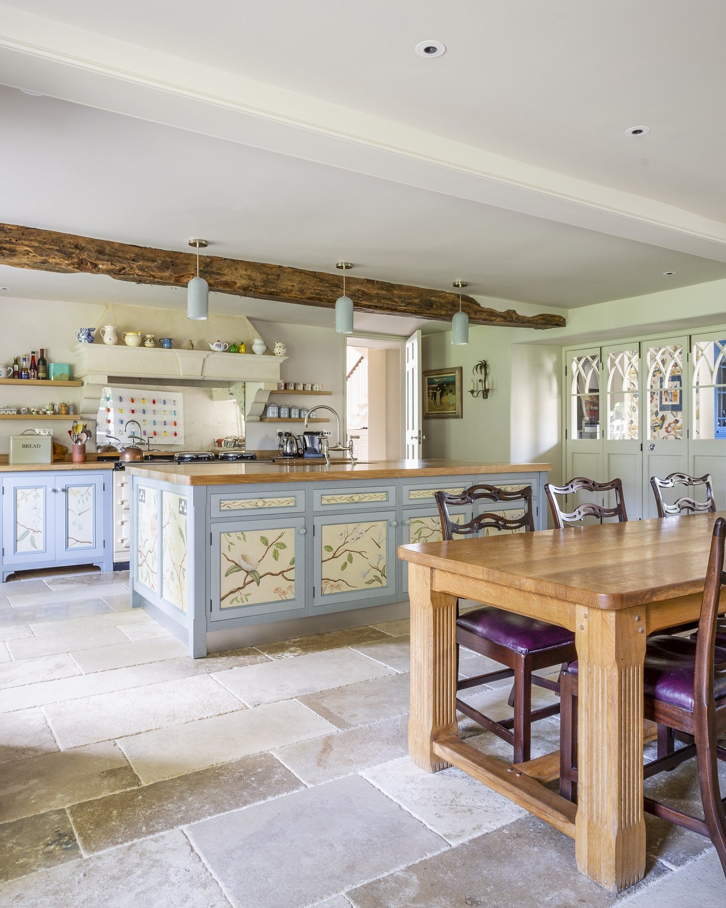 Vieux Bourgogne Limestone Ancient Finish