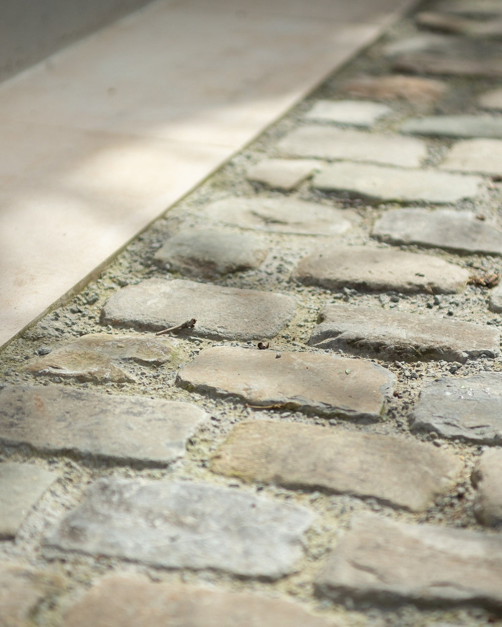 Windsor Sandstone Cobble Reclaimed & Sawn