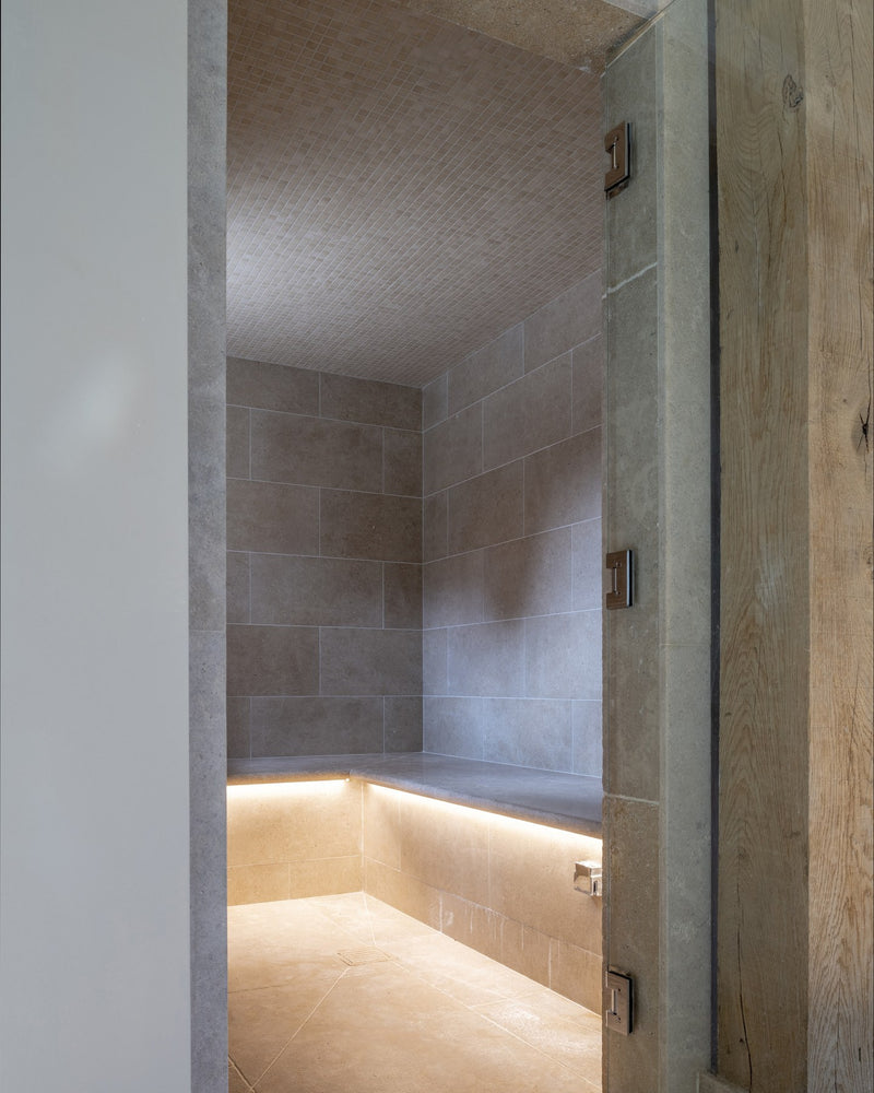 Wychwood Limestone Tumbled & Etched Finish