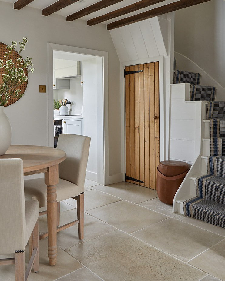 Dorchester Sandstone Tumbled Finish||Credit: Chris Snook / Decor Buddi / Jo Miller|