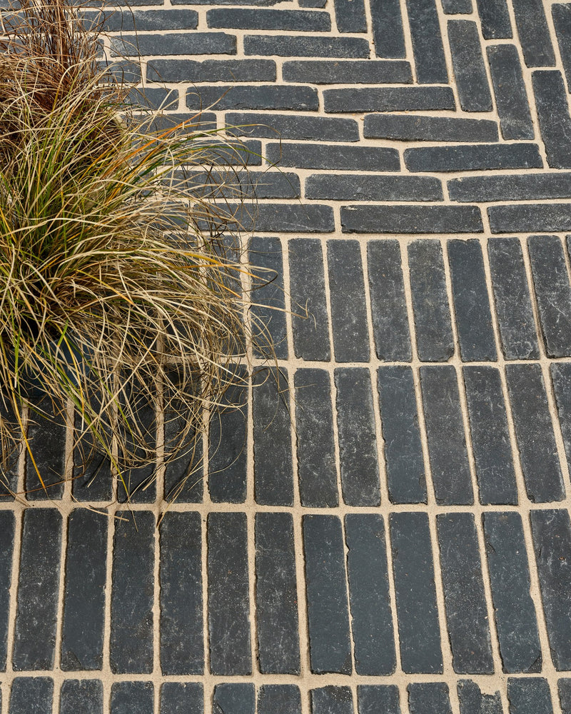 Flanders Charcoal Tumbled Clay Pavers