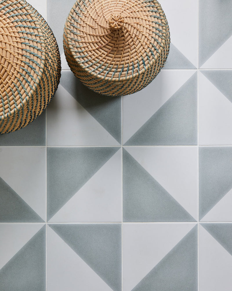 Parisian Café Porcelain Tri Dove Grey|||