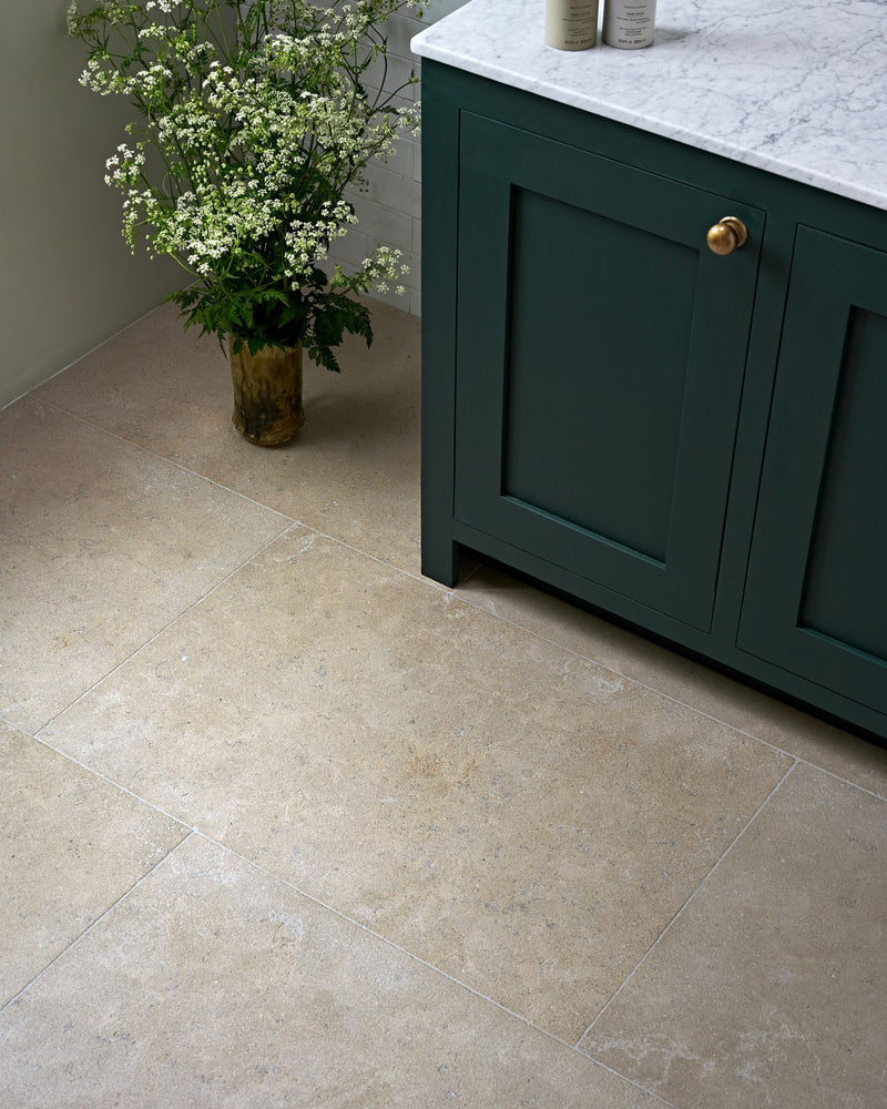 Wychwood Limestone Velvet Finish