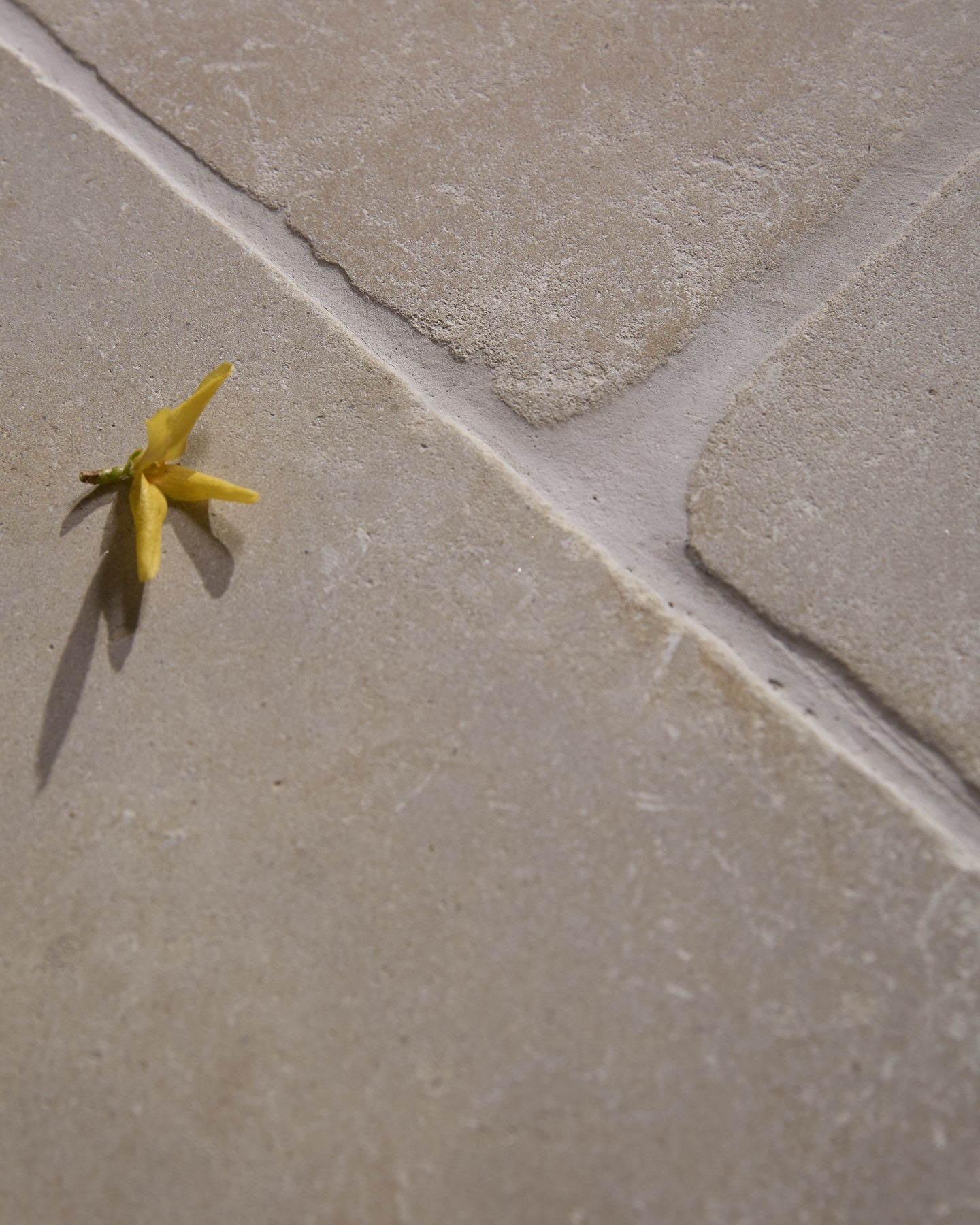 Romaine Limestone Tumbled Finish