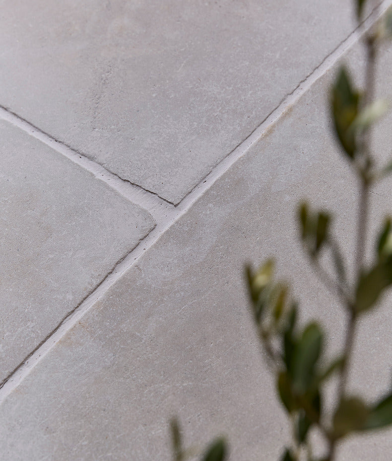 Vienne Limestone Tumbled