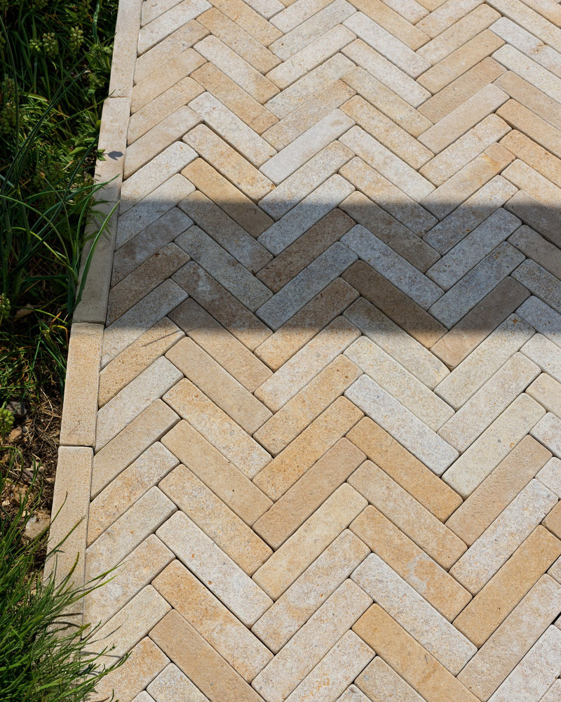 Buscot Limestone Tumbled & Etched Klinkers|||