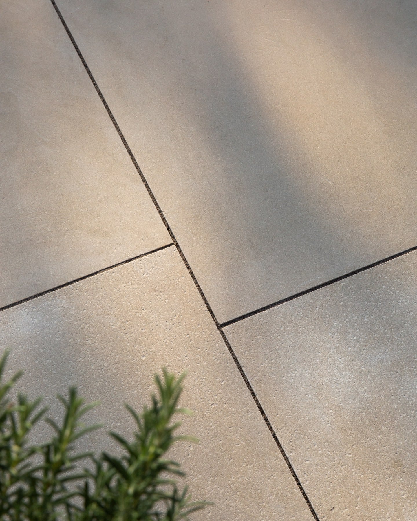 Trafalgar Sandstone Etched