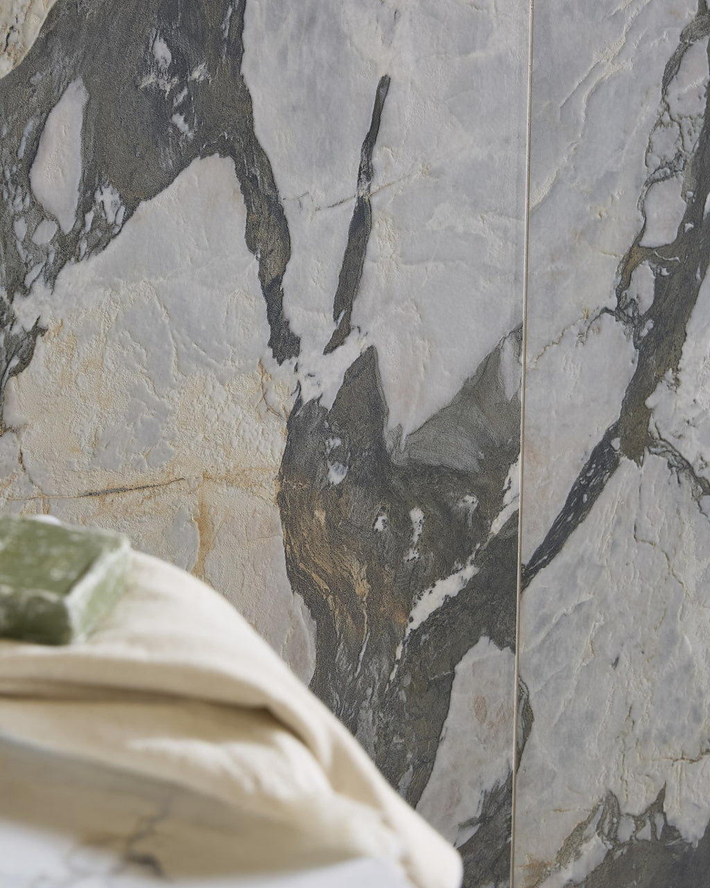 Hoxton Porcelain Four Seasons Brushed