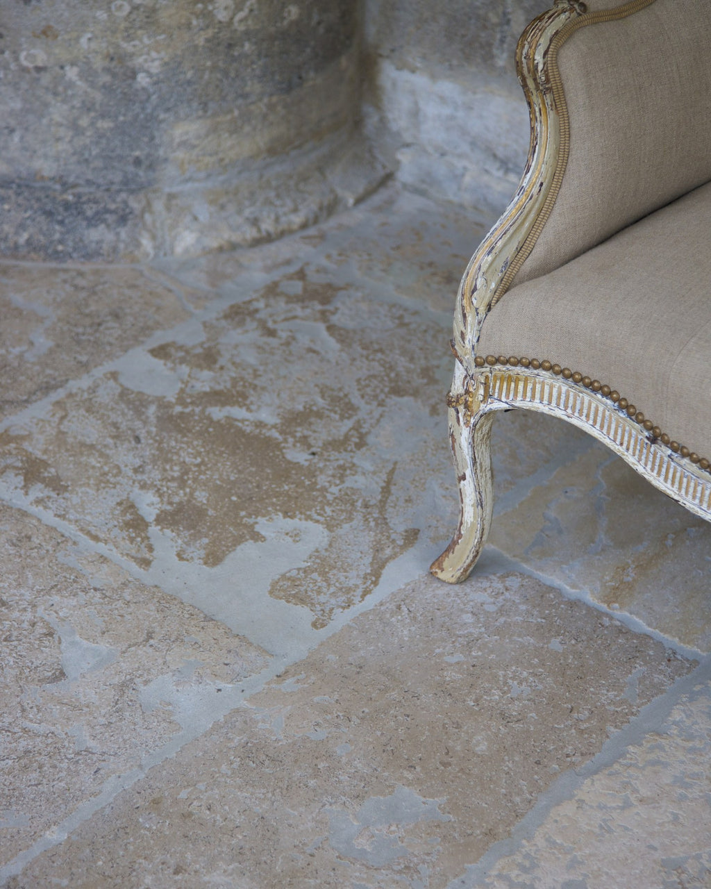 Vieux Bourgogne Limestone Artisan Antiqued Finish