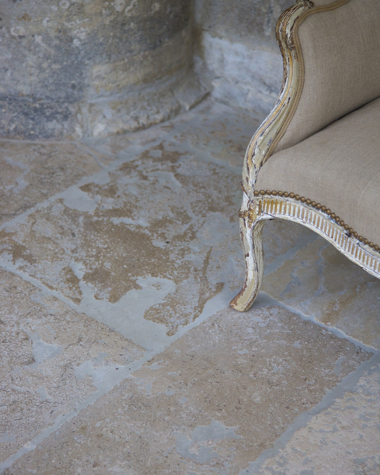 Vieux Bourgogne Limestone Artisan Antiqued Finish