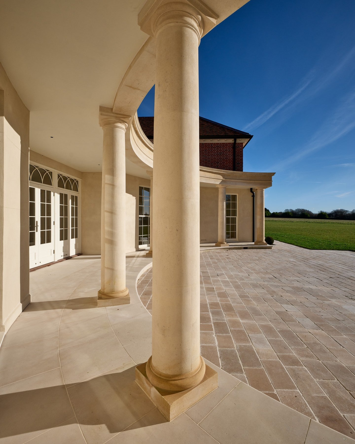 Buscot Limestone Cobble Tumbled & Etched Finish