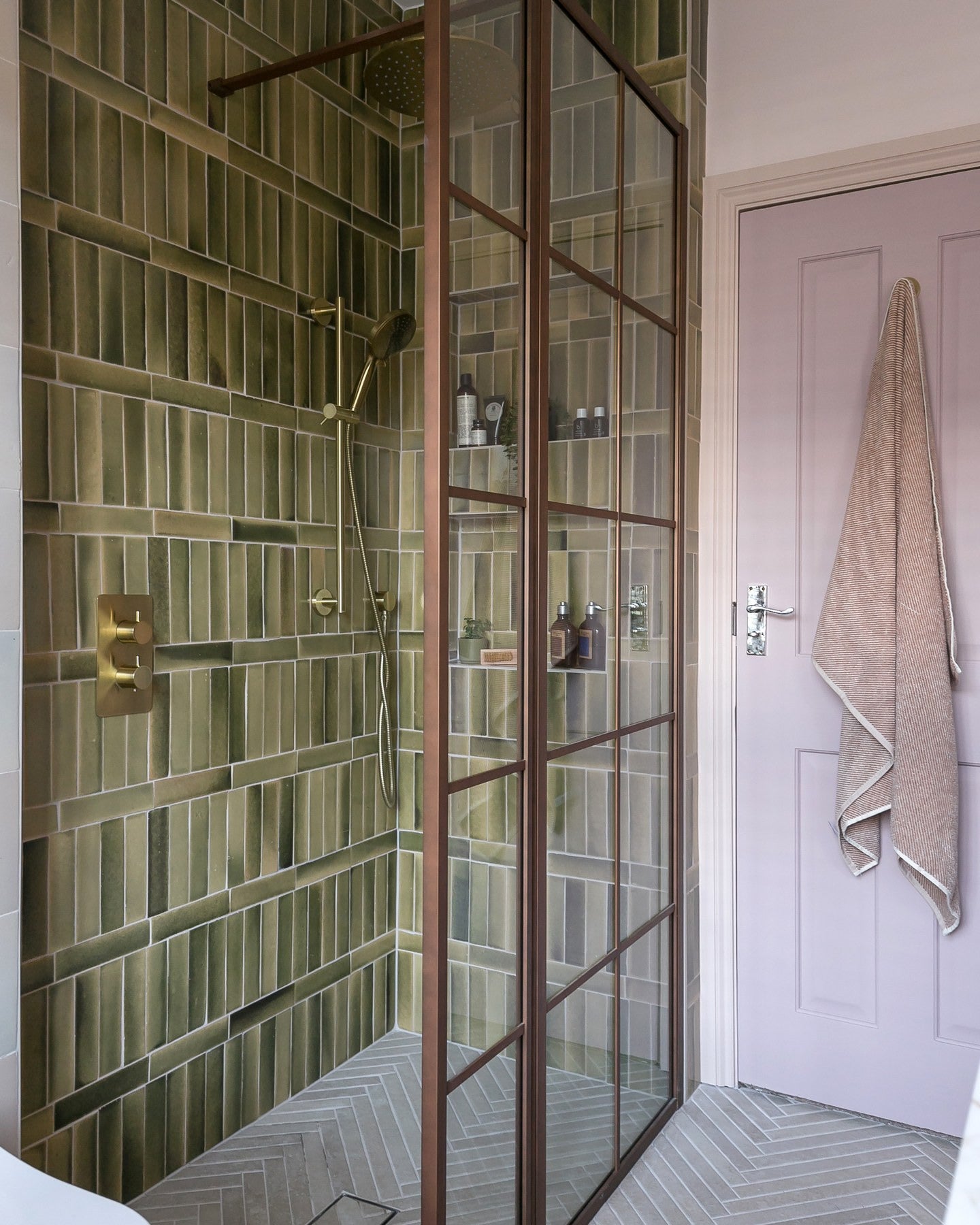 Abbey Porcelain Parquet Blend