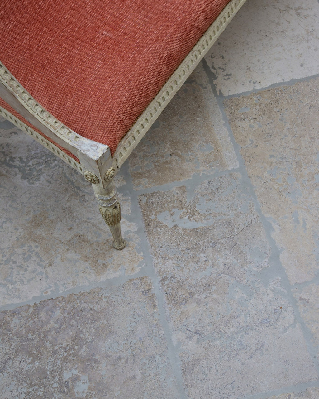 Vieux Bourgogne Limestone Artisan Antiqued Finish