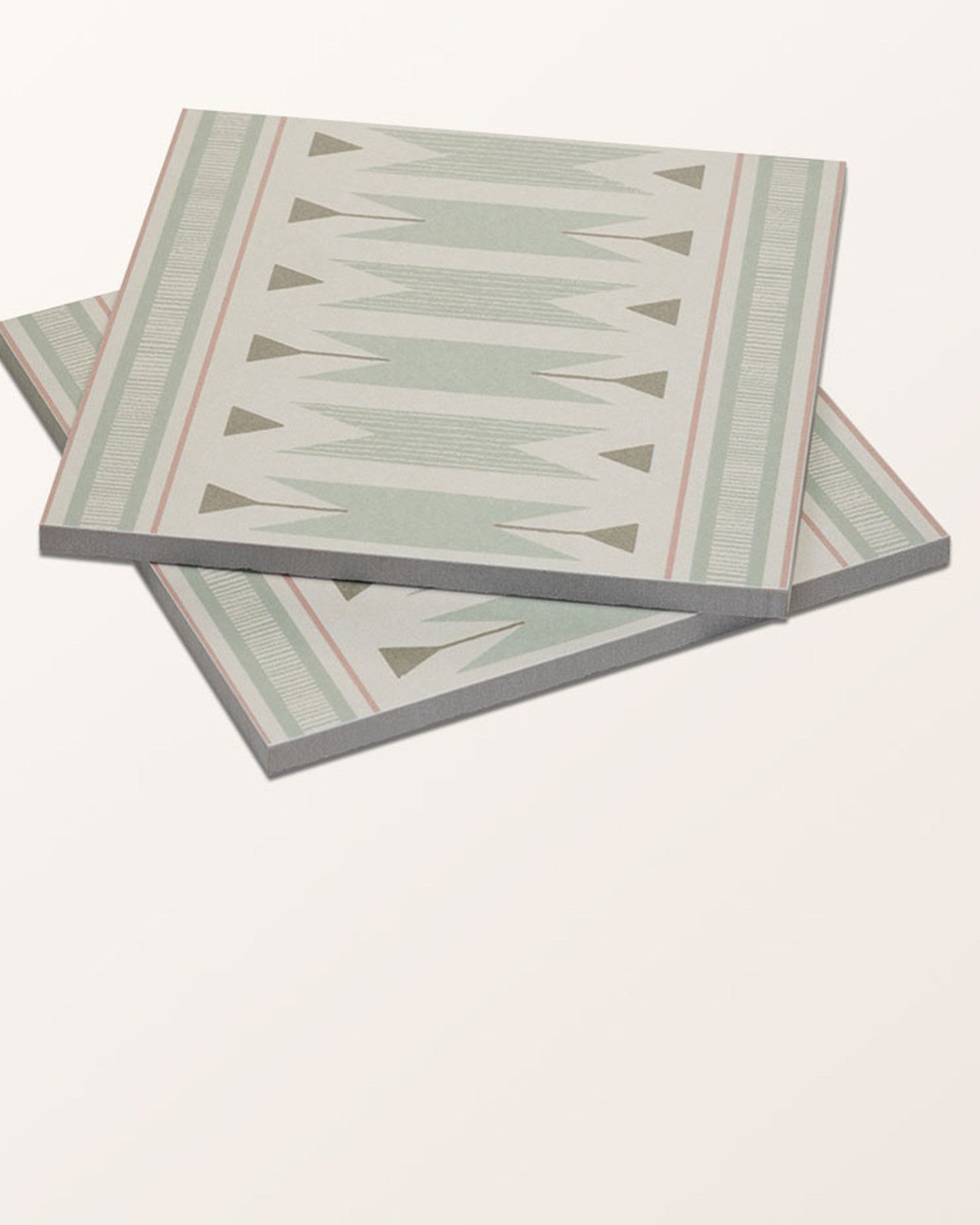 Aventuras Ziggy Border Olive Porcelain