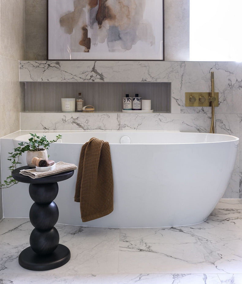 Sculpture Grande Porcelain Cararra