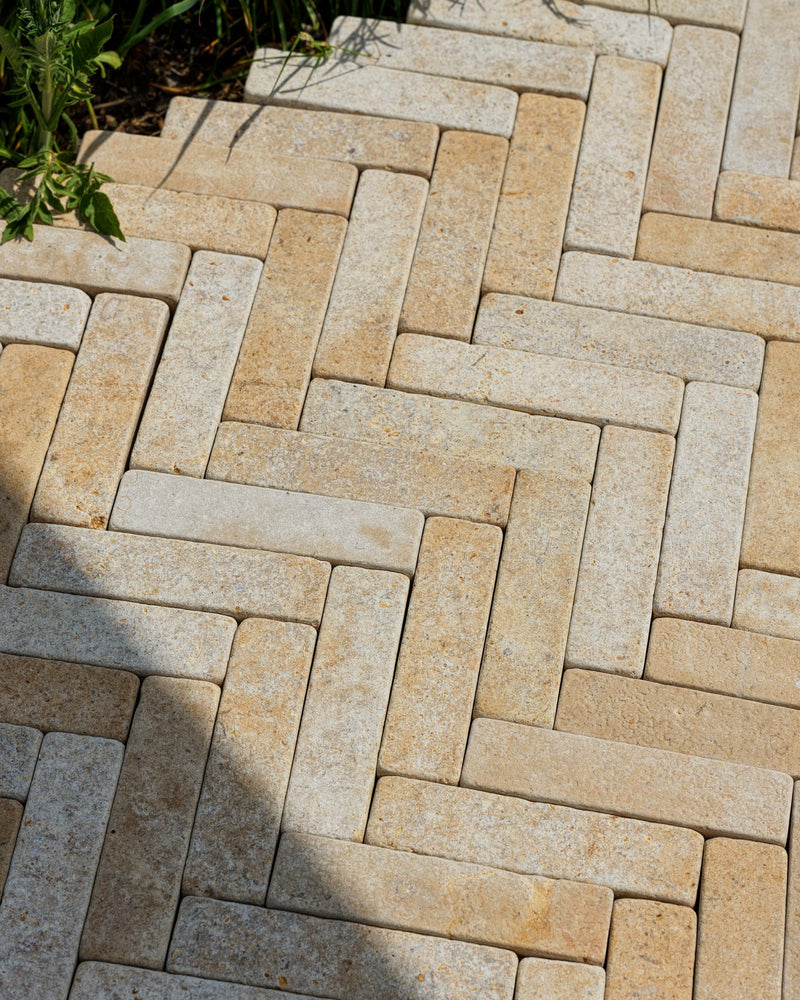 Buscot Limestone Tumbled & Etched Klinkers