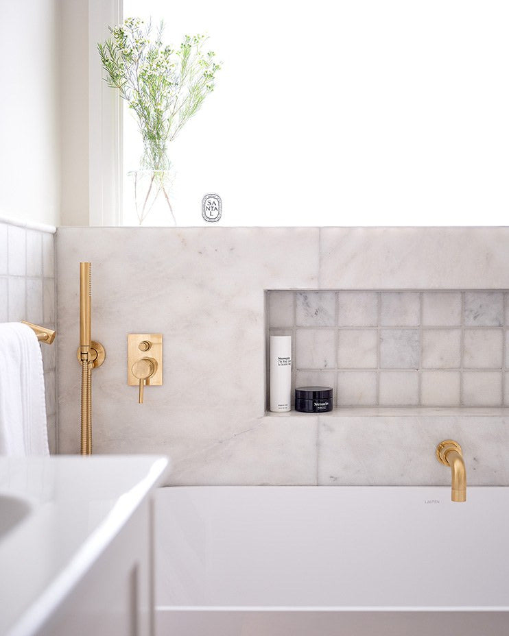 Long Island Marble Honed Finish||Credit : Philippa Bloom, Designed by : Ripples Bathrooms|long-island-marble-honed-finish-10x10x1-0cm