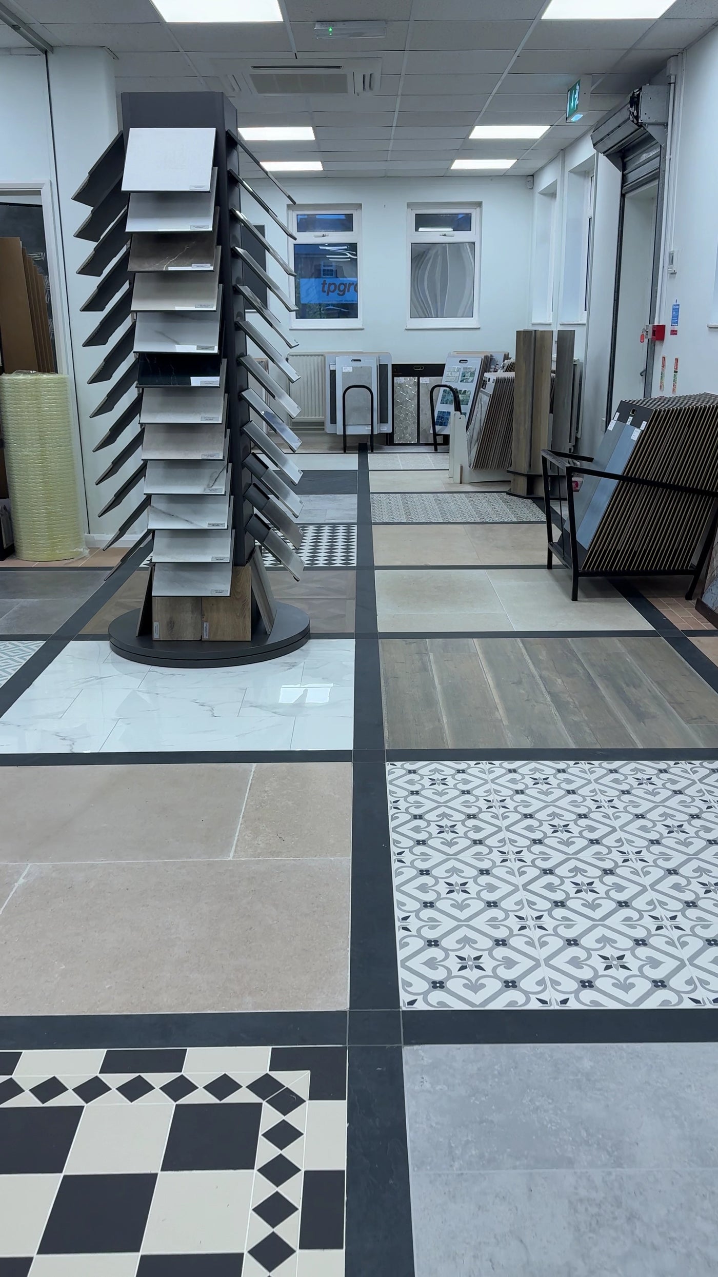 A&r Tiles Ltd gallery 3