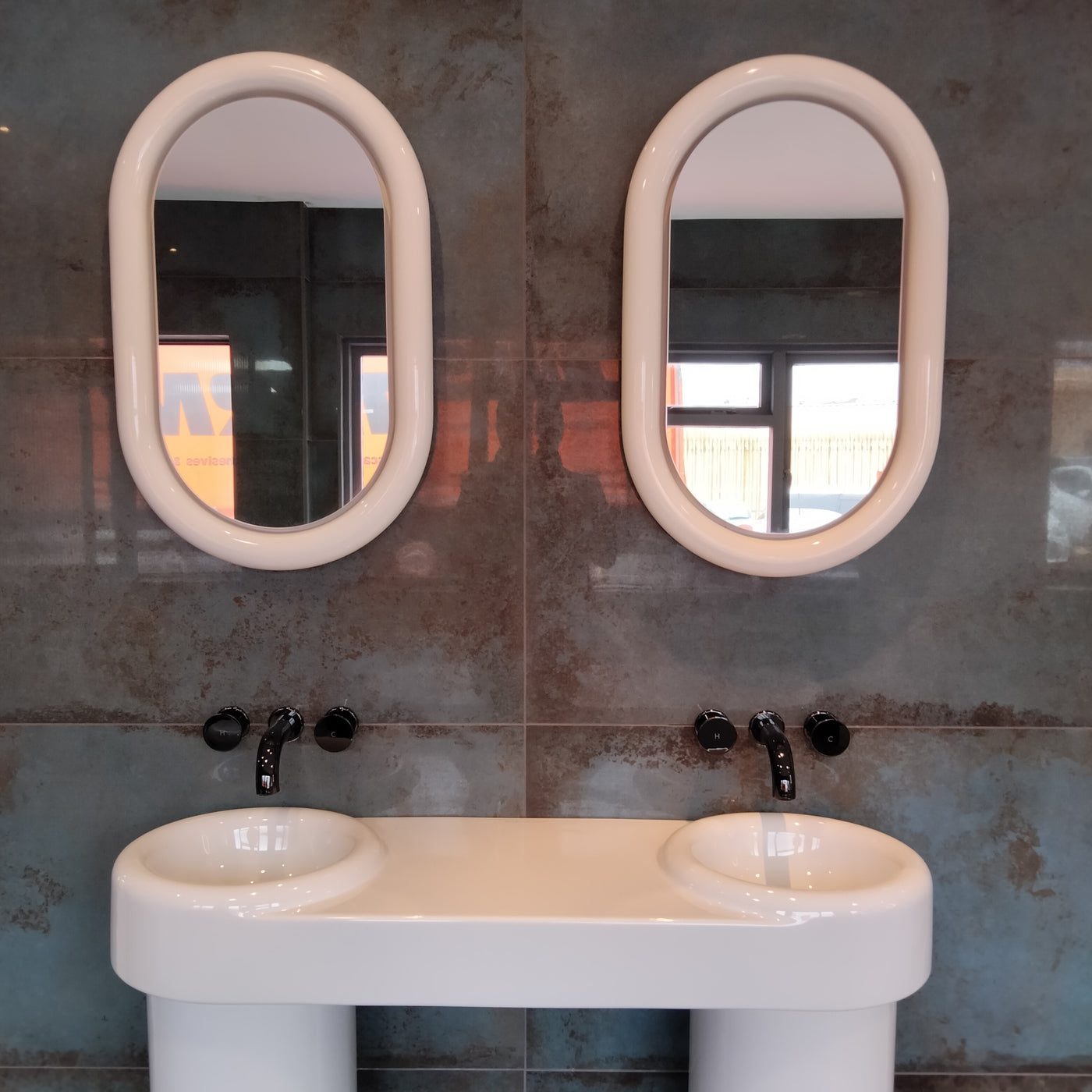 Totnes Tile, Kitchen & Bathroom Studio gallery 3
