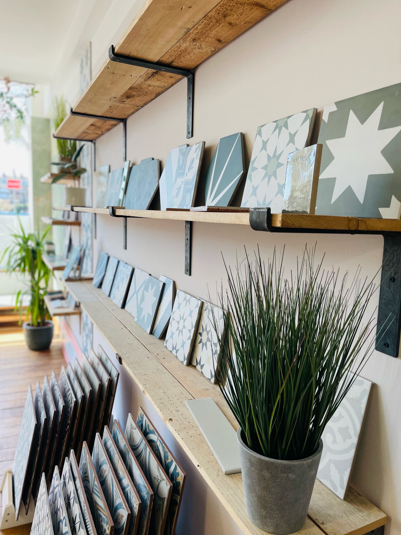 Tiled gallery 4