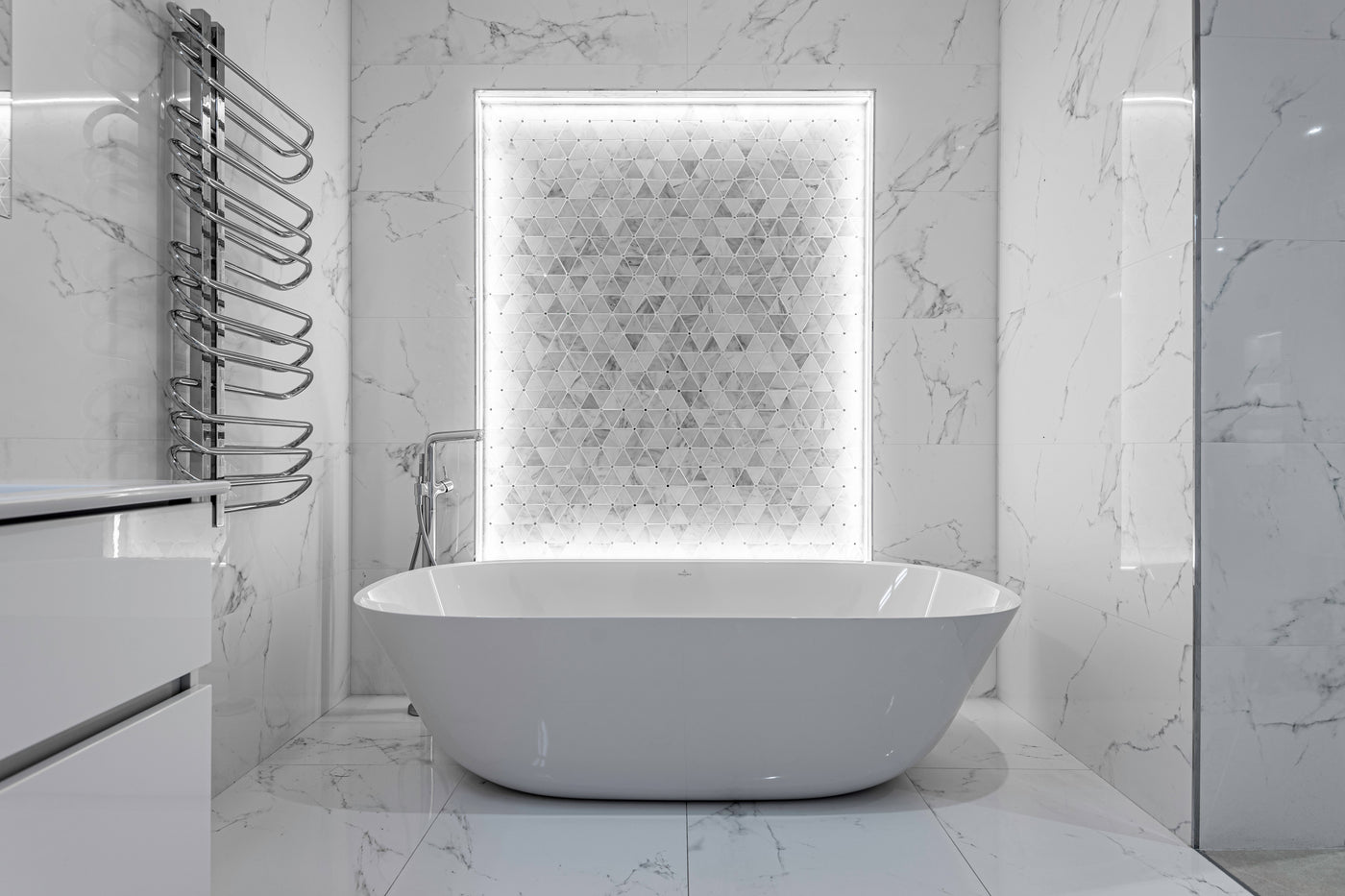 Surrey Tiles & Bathrooms gallery 5