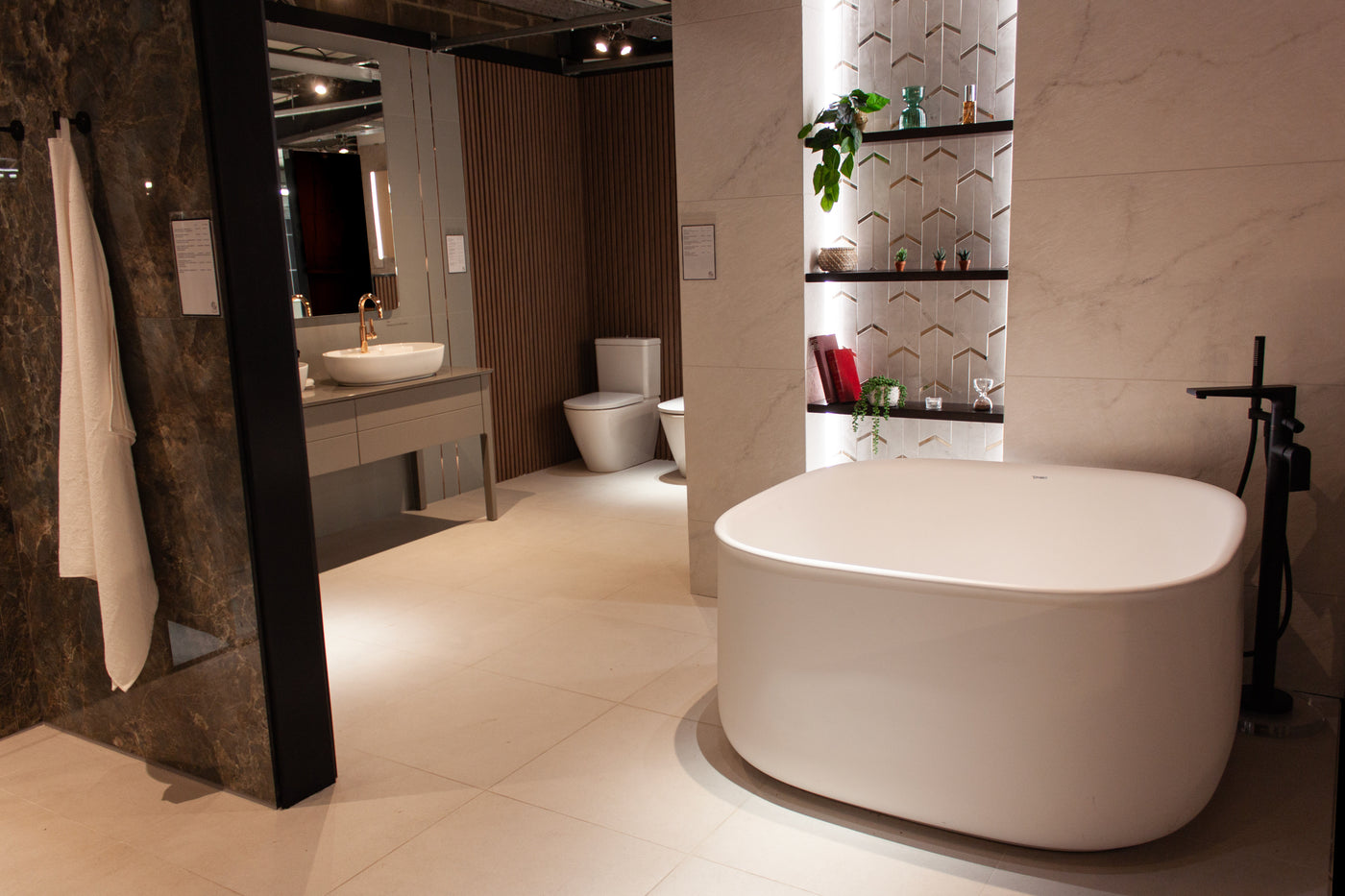 Thompson & Leigh Ltd Luxury Bathrooms - Crayford gallery 3