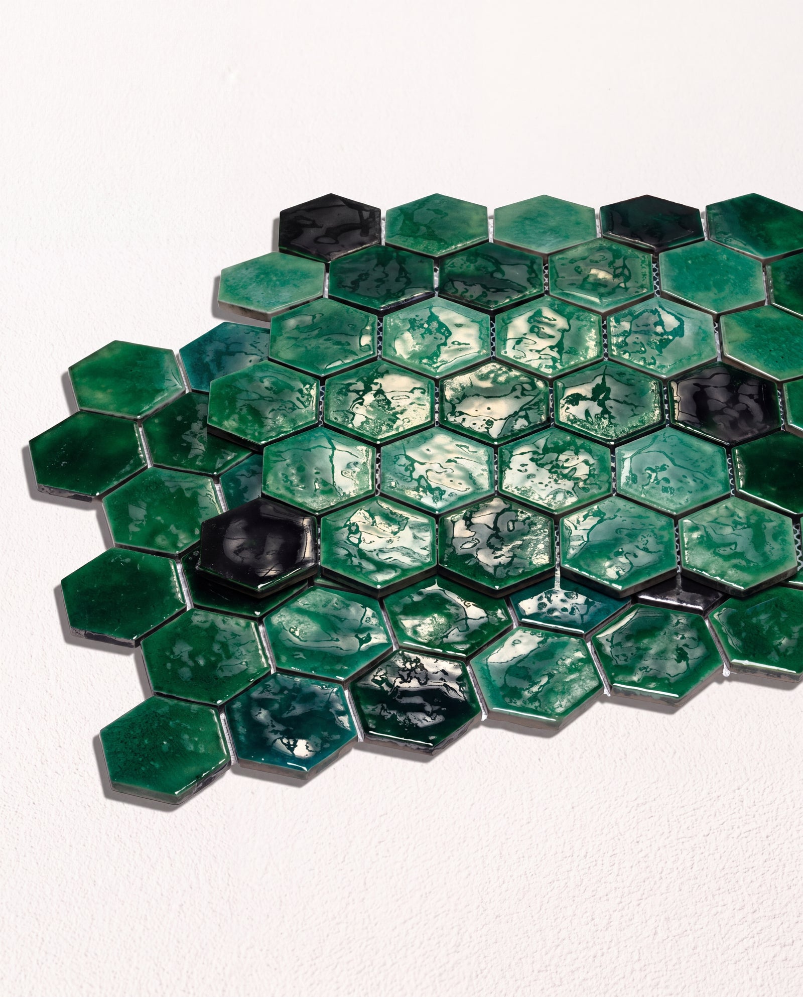 Akazu Porcelain Mosaic Emerald