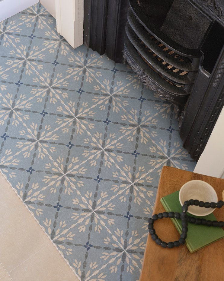 Aventuras Porto Blue Porcelain